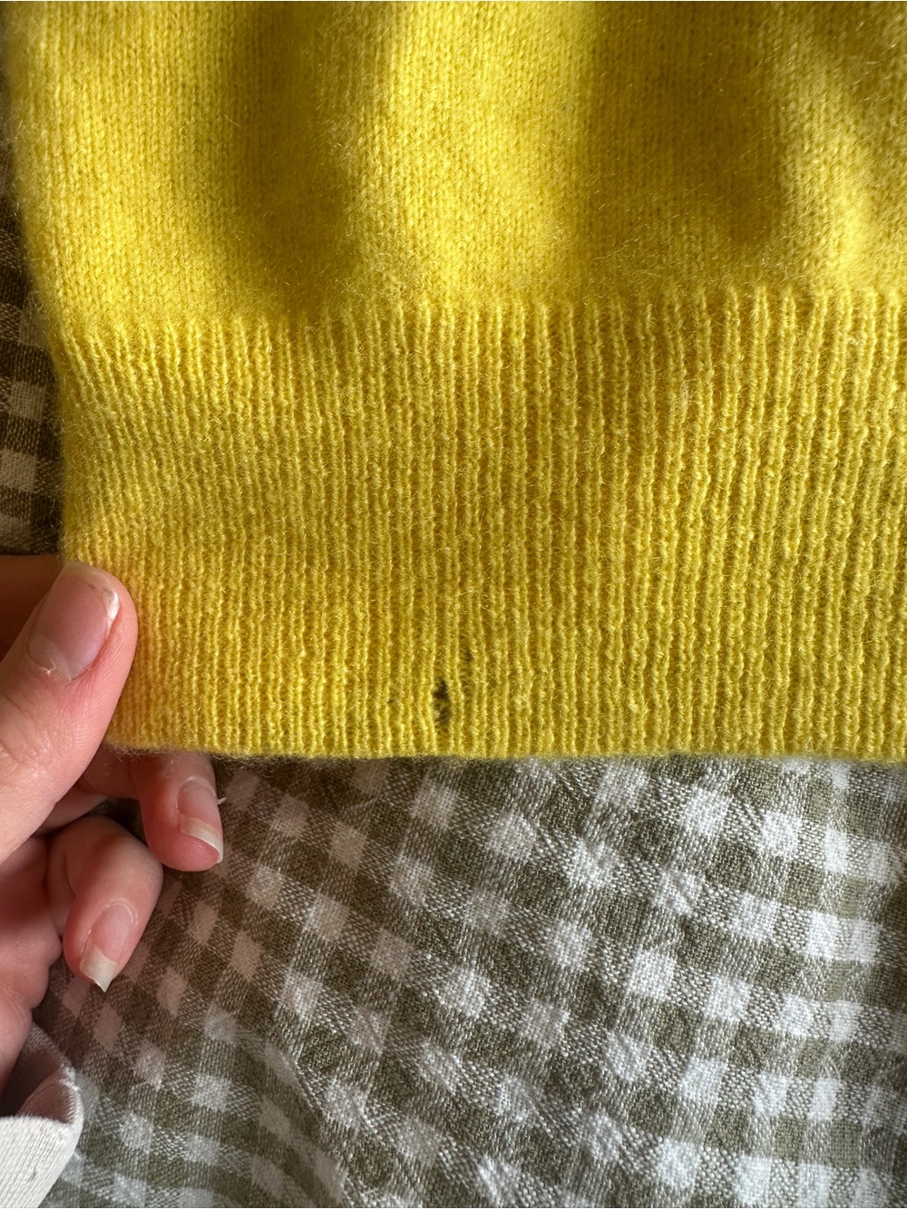 100% Cashmere Yellow V-Neck Button Cardigan Sweater - Picture 5 of 6